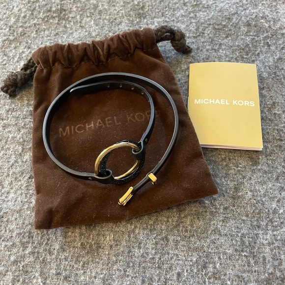 MICHAEL KORS Bracelet Black/Gold - Picture 1 of 3